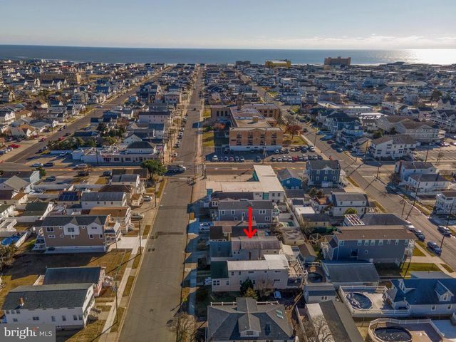 114 W 15TH AVE, Wildwood, NJ 08260