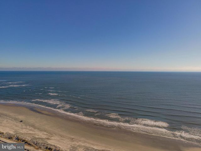 114 W 15TH AVE, Wildwood, NJ 08260