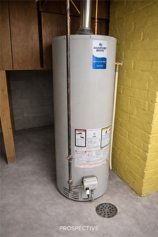 703 Laura St, West Mifflin, PA 15122