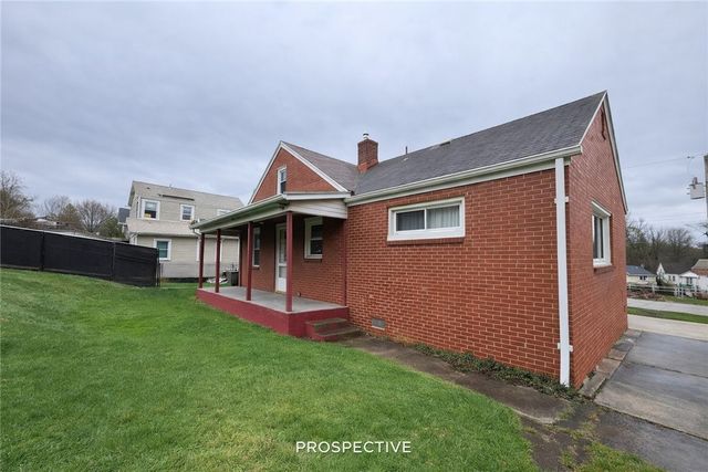 703 Laura St, West Mifflin, PA 15122