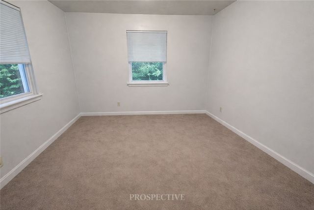 703 Laura St, West Mifflin, PA 15122