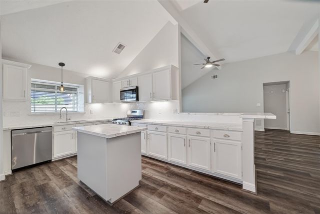 6915 Glen Rosa Drive, Katy, TX 77494