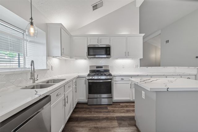 6915 Glen Rosa Drive, Katy, TX 77494