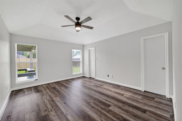 6915 Glen Rosa Drive, Katy, TX 77494