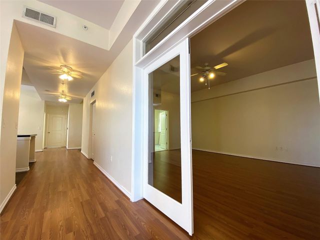 3505 Sage Road 610, Houston, TX 77056