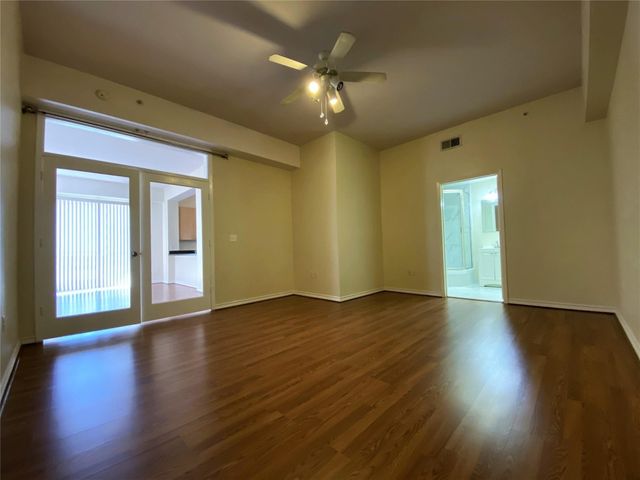 3505 Sage Road 610, Houston, TX 77056