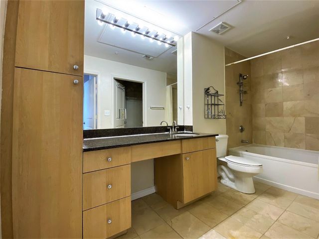 3505 Sage Road 610, Houston, TX 77056