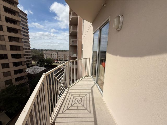 3505 Sage Road 610, Houston, TX 77056