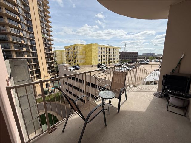 3505 Sage Road 610, Houston, TX 77056