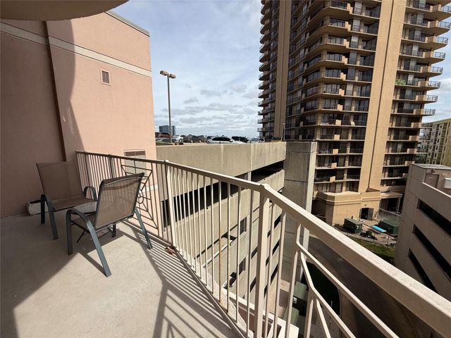 3505 Sage Road 610, Houston, TX 77056