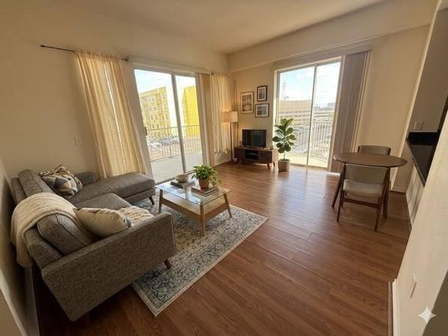 3505 Sage Road 610, Houston, TX 77056