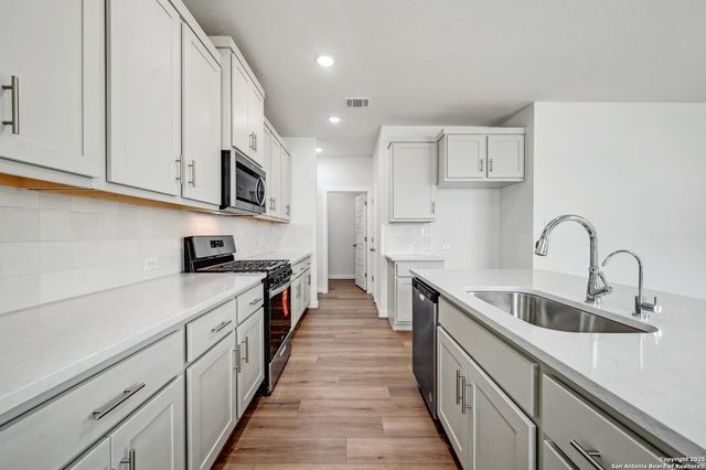 6014 Calgary Park, San Antonio, TX 78233