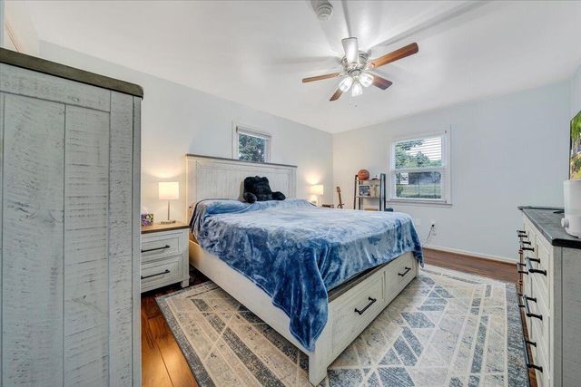 105 Barnett RD, Salem, VA 24153