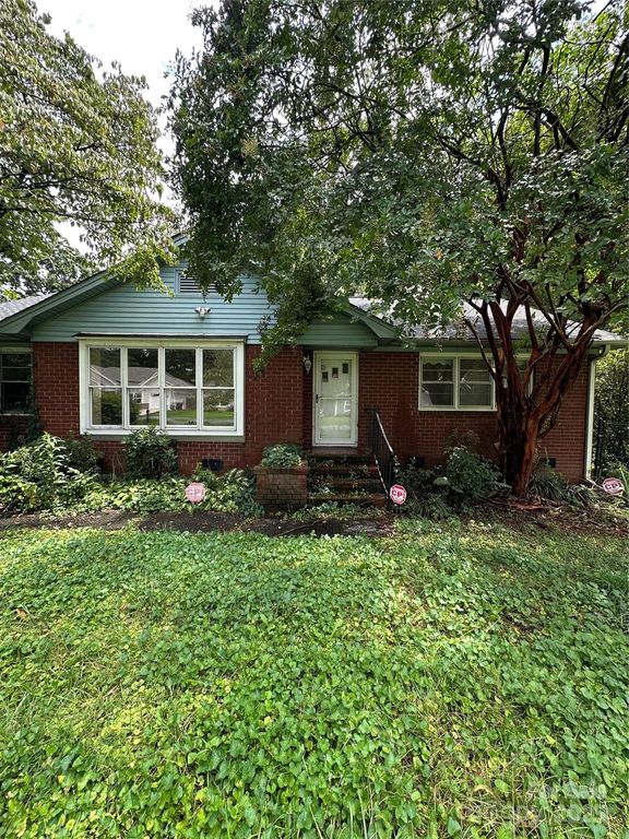 5306 Wales Street, Charlotte, NC 28269