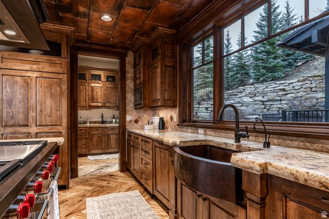 10139 SUMMIT VIEW DR, Park City, UT 84060