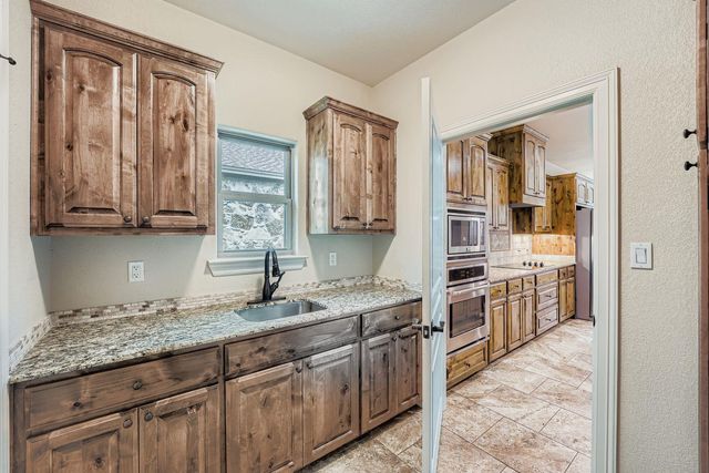 213 Western Sky TRL, Jarrell, TX 76537