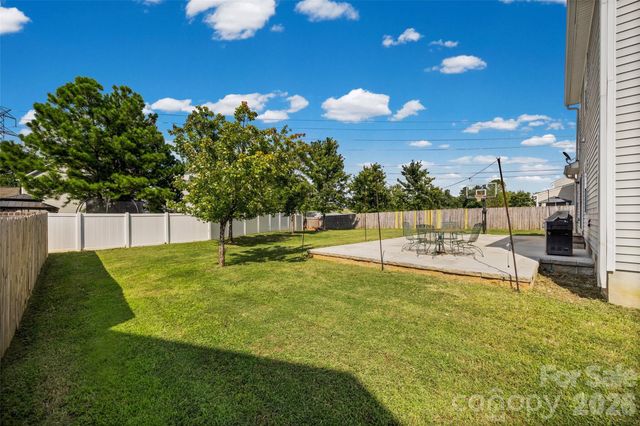 3011 Rhododendron Place, Lake Wylie, SC 29710