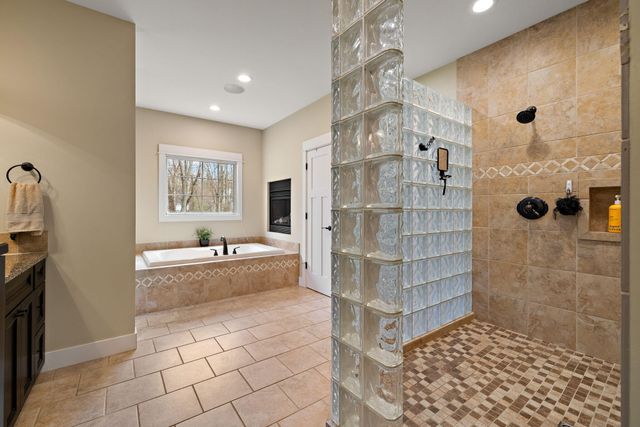 13090 Woodhaven Drive, Robinson Twp, MI 49417