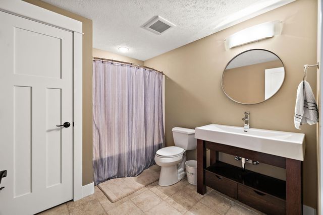 13090 Woodhaven Drive, Robinson Twp, MI 49417