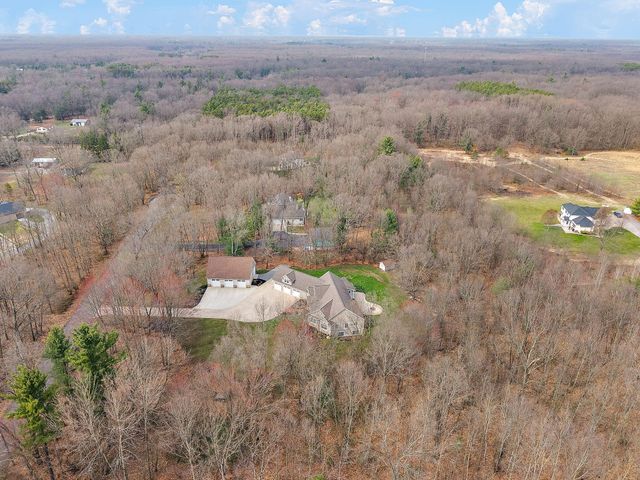 13090 Woodhaven Drive, Robinson Twp, MI 49417
