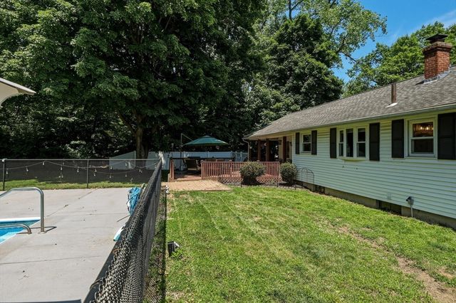 75 Clematis Rd, Agawam, MA 01001