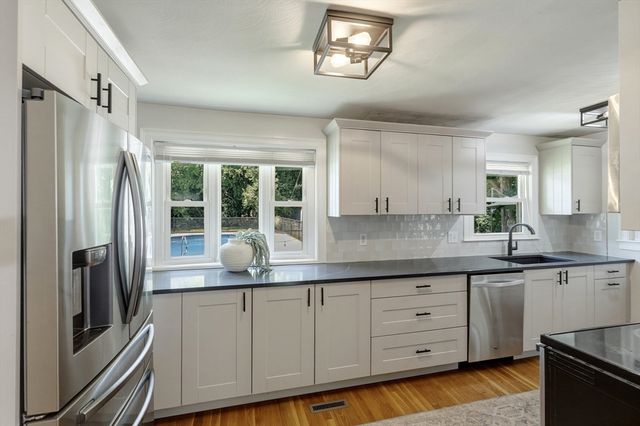 75 Clematis Rd, Agawam, MA 01001