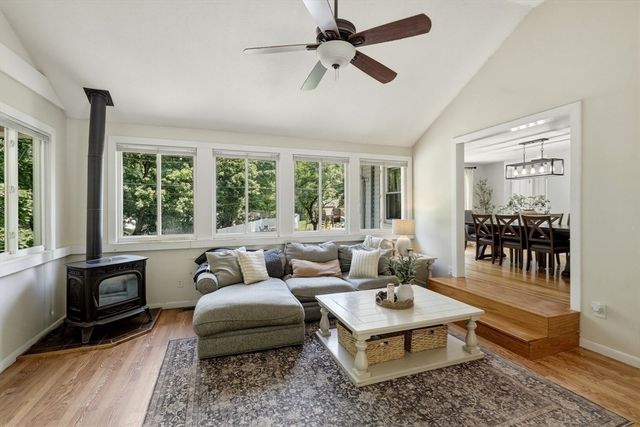 75 Clematis Rd, Agawam, MA 01001