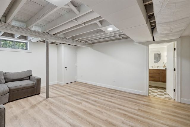 75 Clematis Rd, Agawam, MA 01001