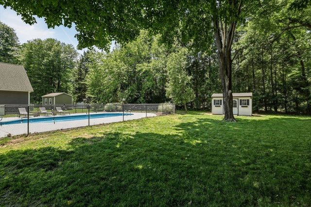 75 Clematis Rd, Agawam, MA 01001
