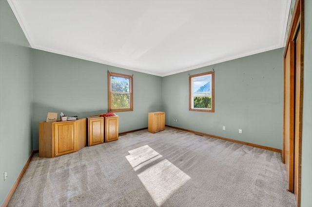 133 Sycamore St, Fairhaven, MA 02719