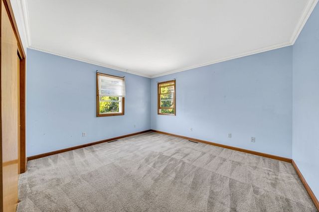 133 Sycamore St, Fairhaven, MA 02719