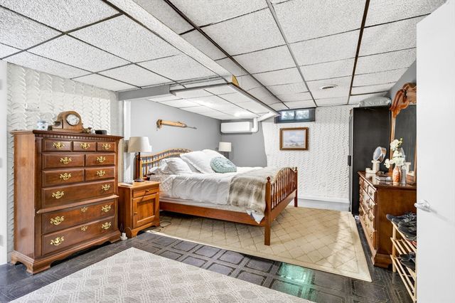 133 Sycamore St, Fairhaven, MA 02719