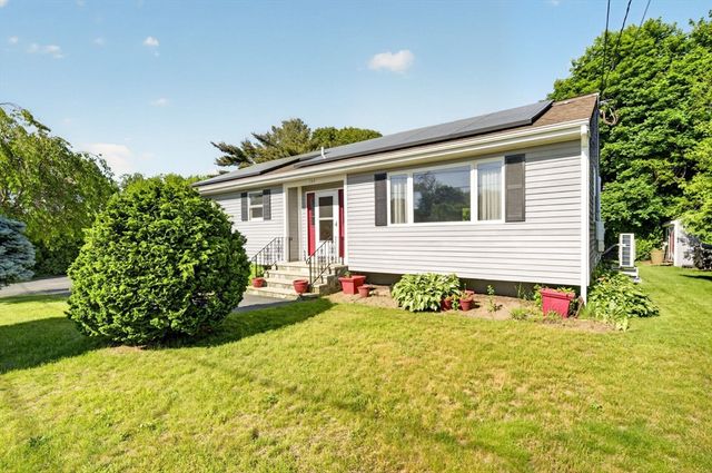 133 Sycamore St, Fairhaven, MA 02719