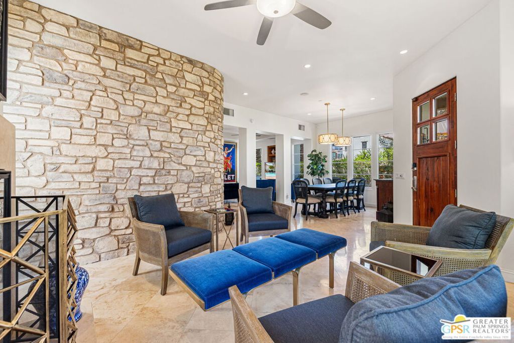 Image 12 of property listing at 253 Calle La Soledad, Palm Springs, CA 92262