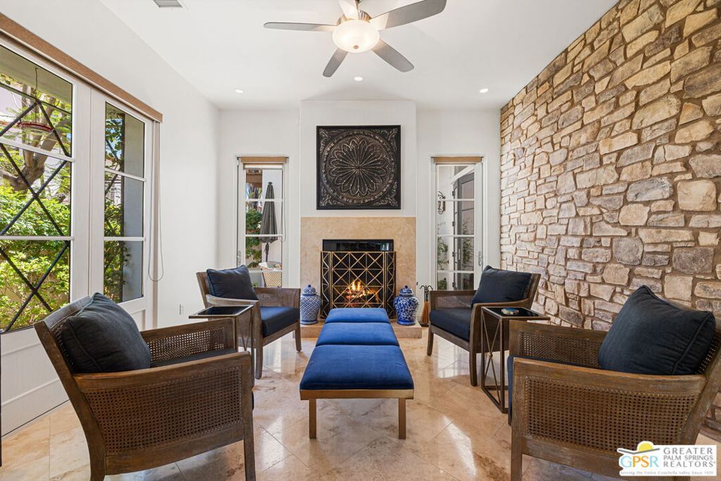 Image 13 of property listing at 253 Calle La Soledad, Palm Springs, CA 92262