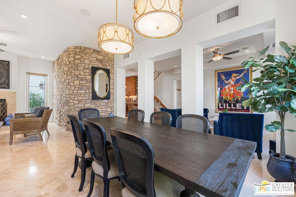 Image 15 of property listing at 253 Calle La Soledad, Palm Springs, CA 92262