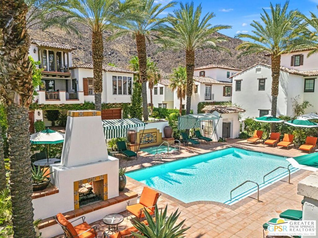 Image 2 of property listing at 253 Calle La Soledad, Palm Springs, CA 92262