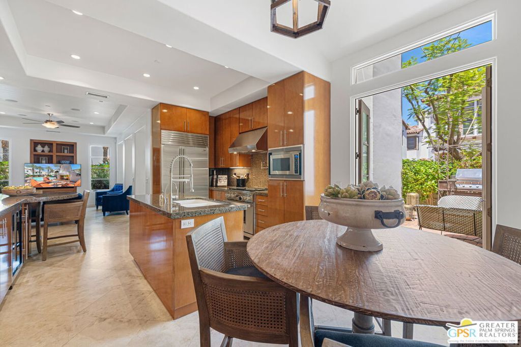 Image 23 of property listing at 253 Calle La Soledad, Palm Springs, CA 92262
