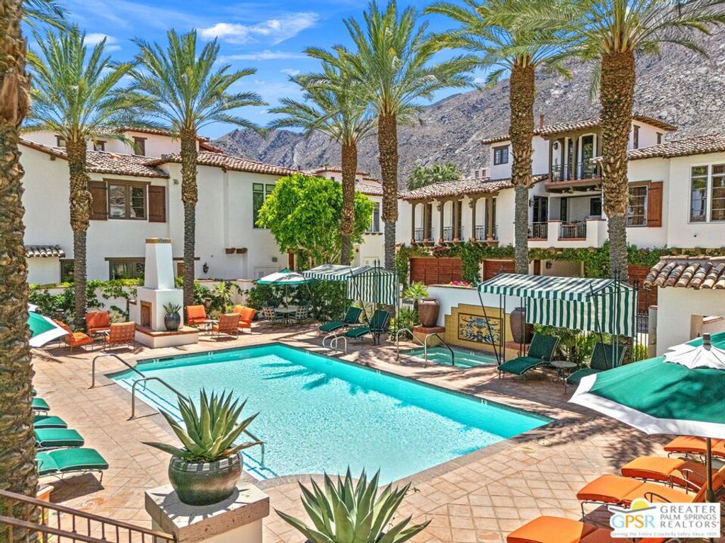 Image 3 of property listing at 253 Calle La Soledad, Palm Springs, CA 92262