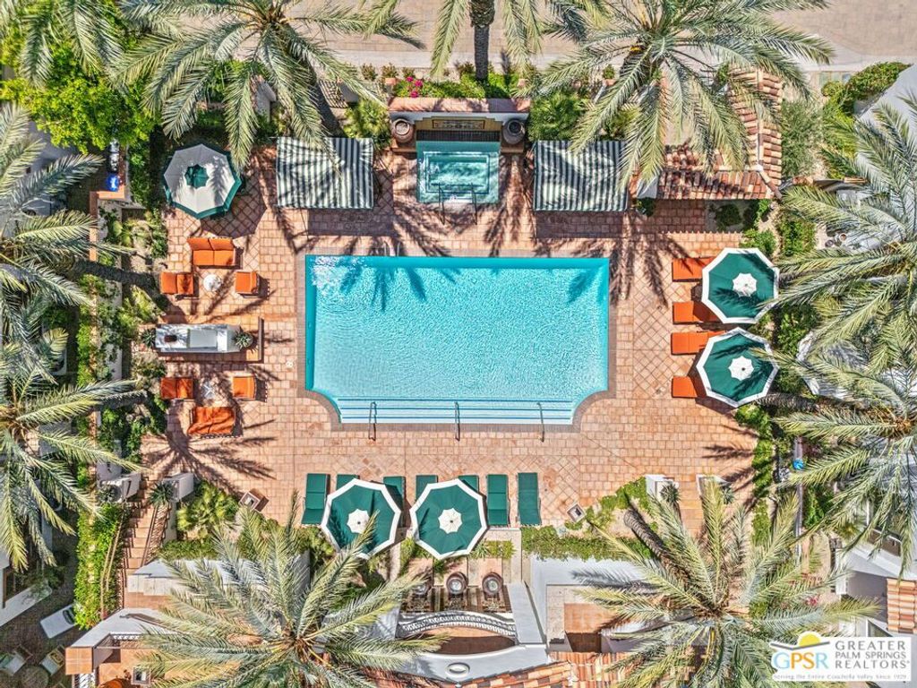 Image 4 of property listing at 253 Calle La Soledad, Palm Springs, CA 92262