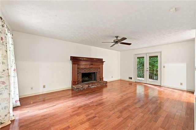 302 Crabapple Court, Powder Springs, GA 30127