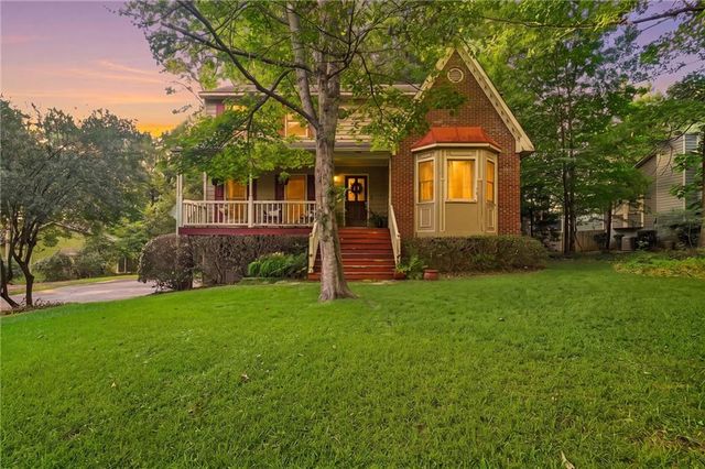 302 Crabapple Court, Powder Springs, GA 30127