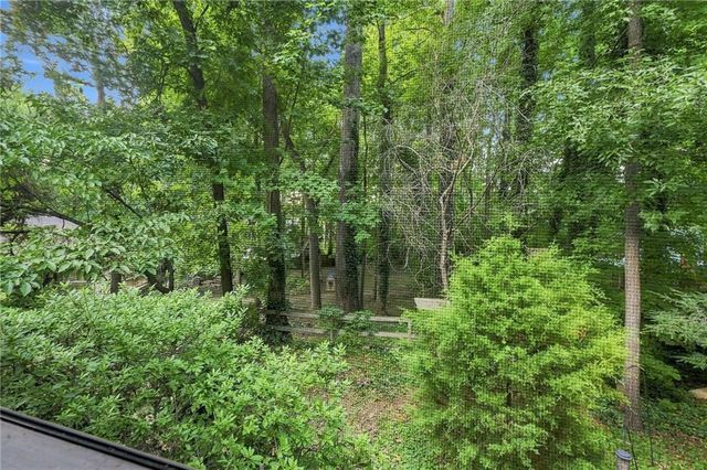 302 Crabapple Court, Powder Springs, GA 30127