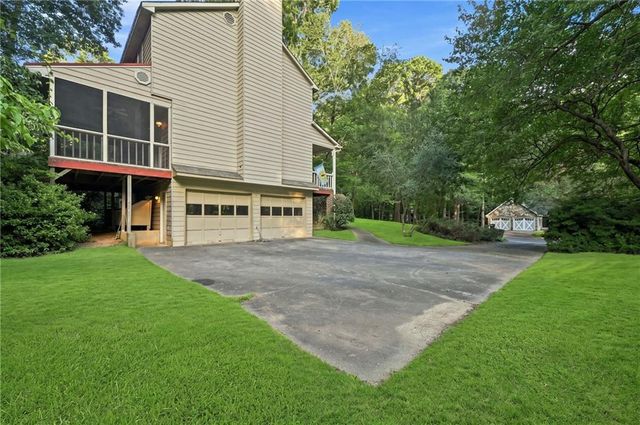 302 Crabapple Court, Powder Springs, GA 30127