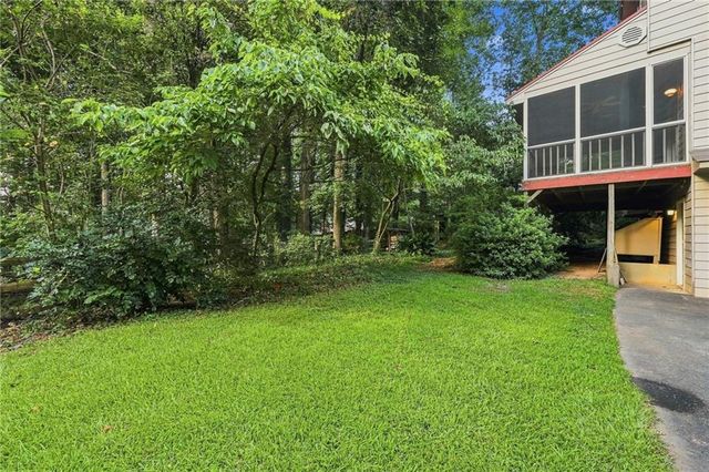 302 Crabapple Court, Powder Springs, GA 30127