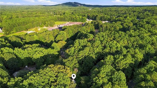 302 Crabapple Court, Powder Springs, GA 30127