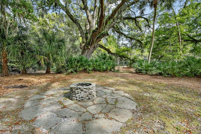 89 Governors Road, Hilton Head Island, SC 29928