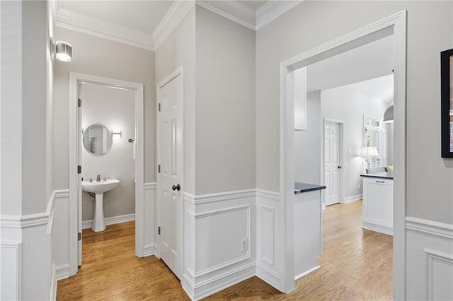 5249 Magnolia Walk Circle, Atlanta, GA 30338