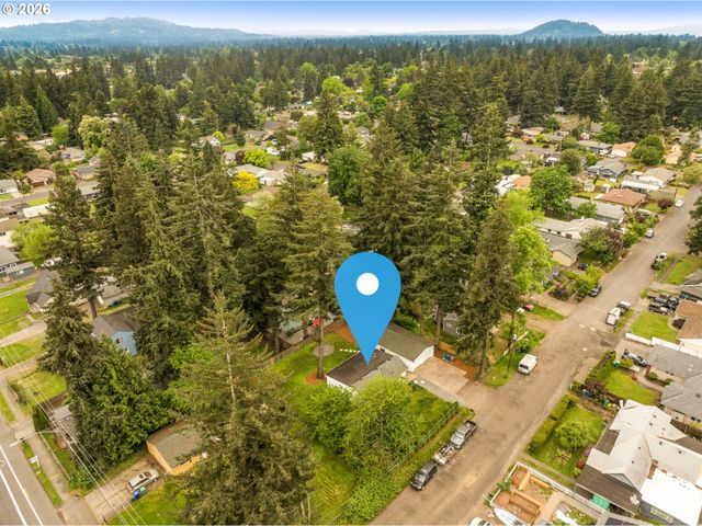 14724 Se MARKET Ct, Portland, OR 97233