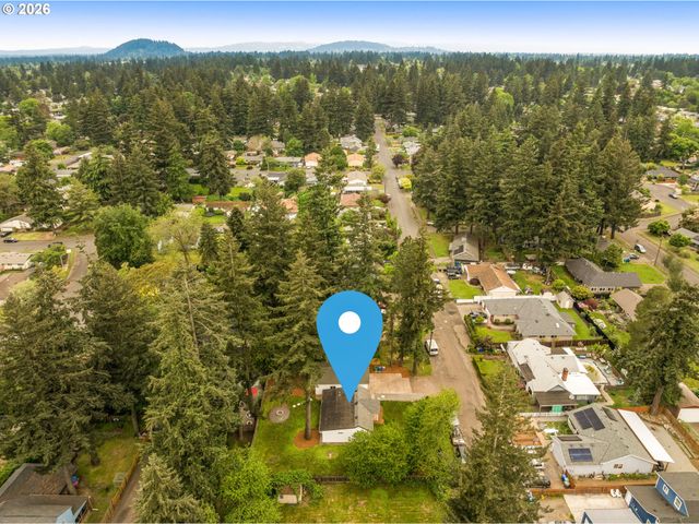 14724 Se MARKET Ct, Portland, OR 97233